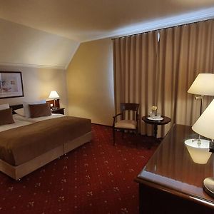 Hotel Garden Club